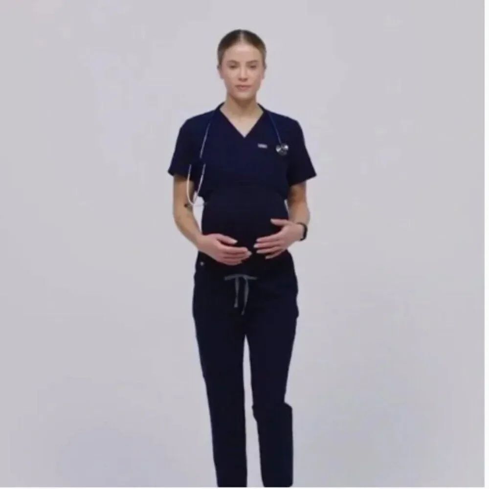 Like New! Figs Zamora Maternity Jogger Scrub Pants™ Black in Size L/P